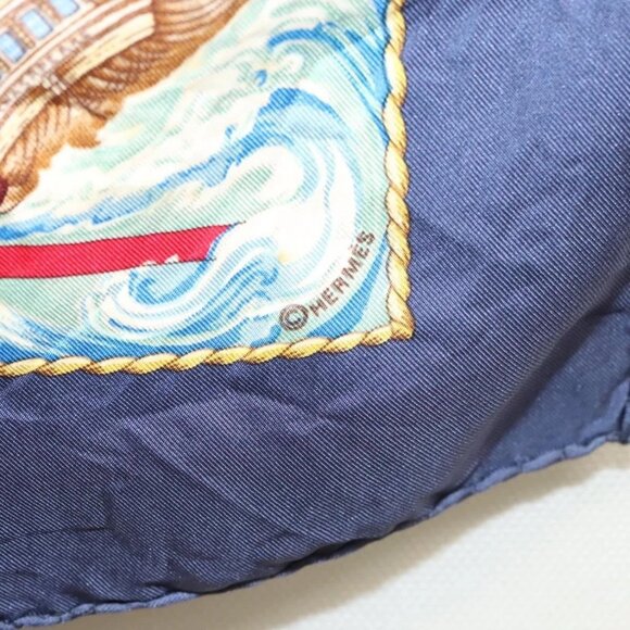 HERMES Carre 90 Scarf ""VIVE LE VENT"" Silk Beige Auth - Picture 13 of 16